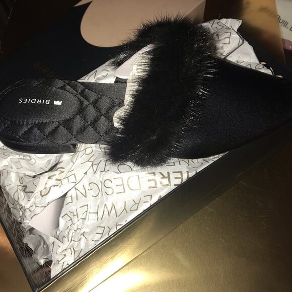 Birdies the dove slides - Picture 5 of 8